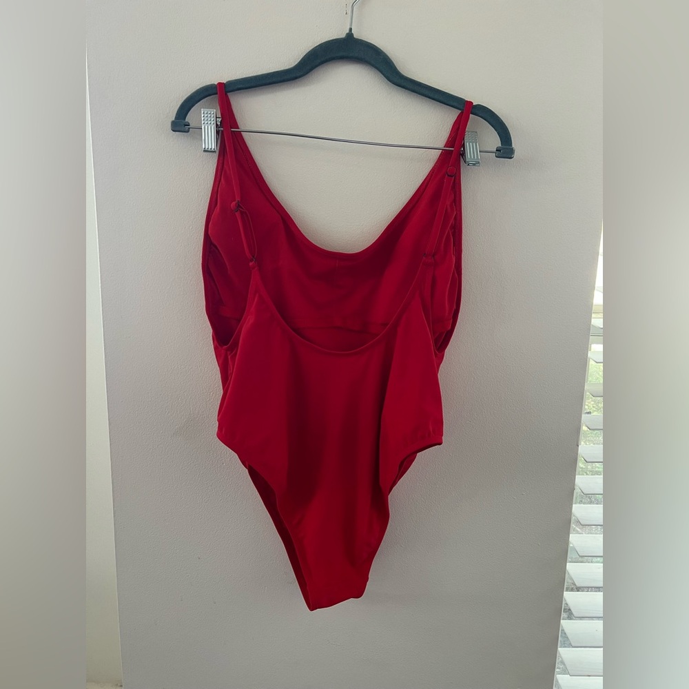 Xhilaration Vibrant Red Apparel - Picture 2 of 3